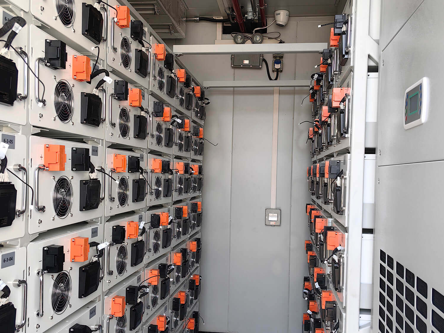 Polinovel Container Energy Storage System