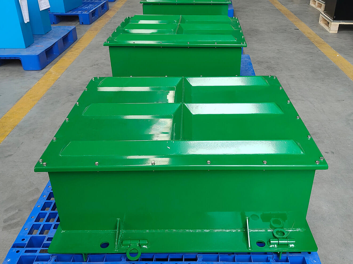 Polinovel 51.2V 315Ah Explosion-Proof Lithium Battery for Mining Trucks